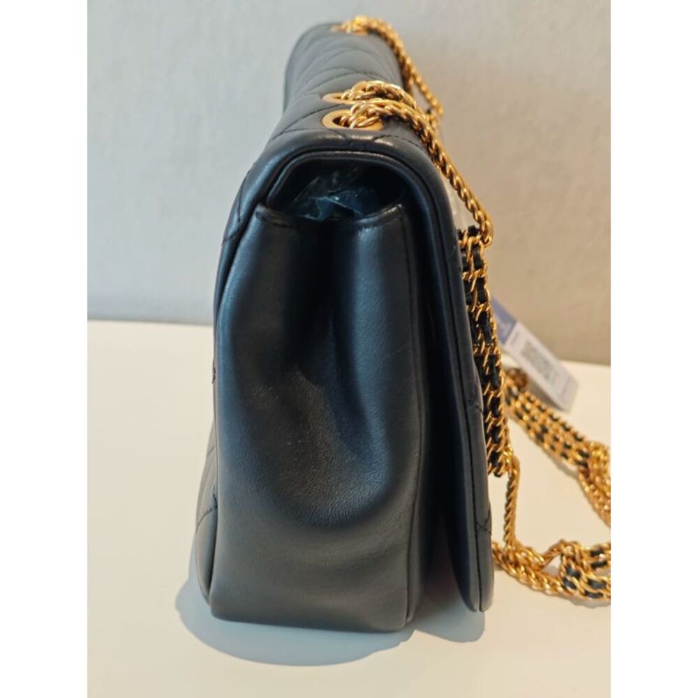 Chanel Women Pre-Loved Bag Very Good Condition - Picture 3 of 6